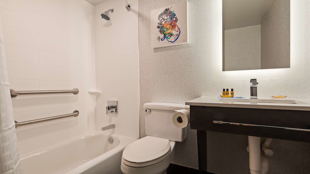 Best Western Plus Daytona Inn Seabreeze Oceanfront 21/47
