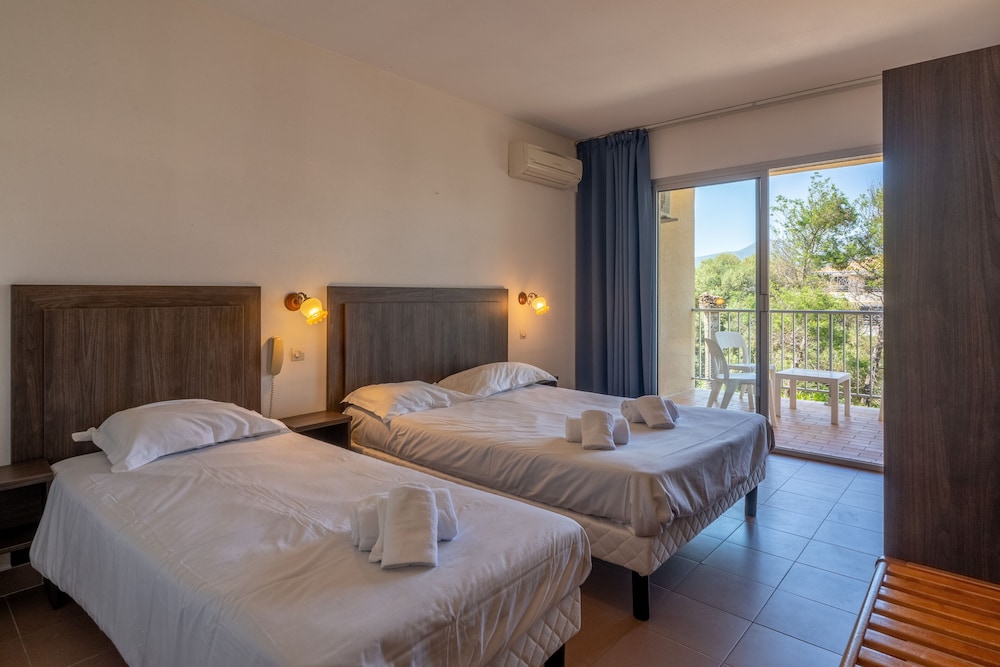 Hôtel Hibiscus 2/27