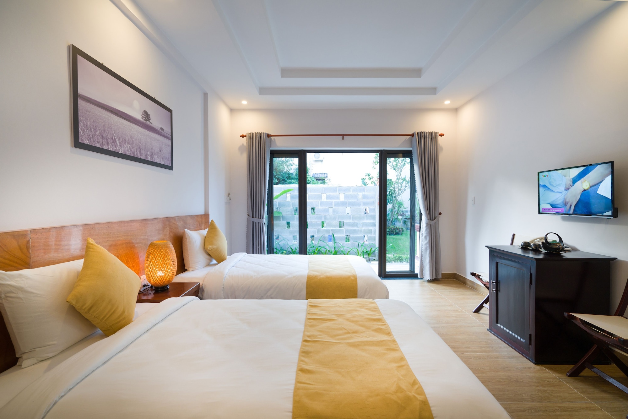 DELUXE, STUDIO, TWIN BEDS, GARDEN VIEW, BALCONY