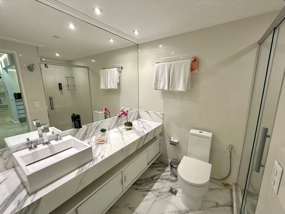 Premium, Single, Double Bed, TRAVEL INN PARK AVENUE 7/8