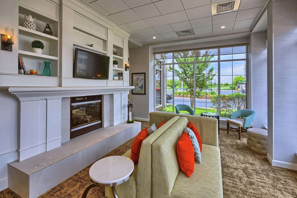 Hilton Garden Inn Kent Island Marina 30/51