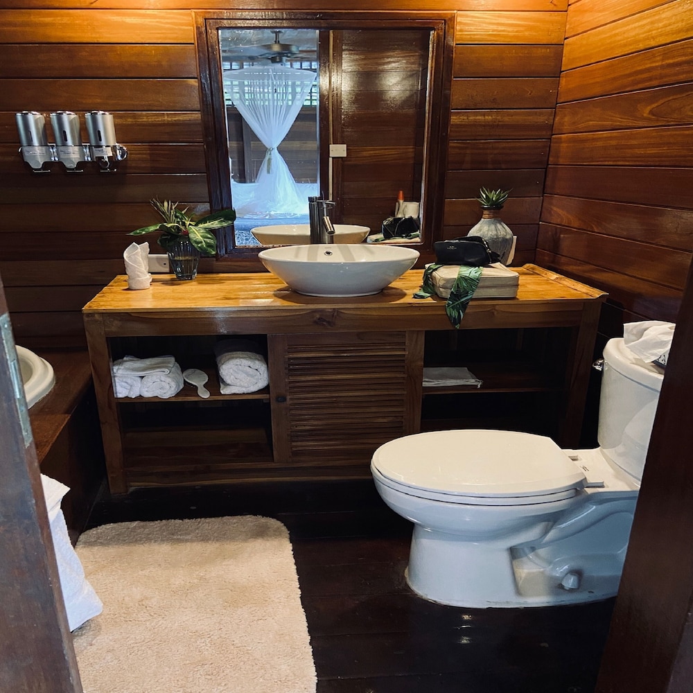 Green Fig Resort and Spa 59/60