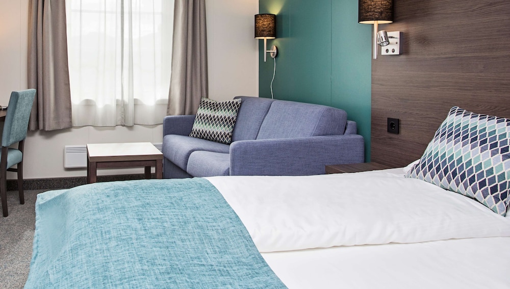 Extra, Superior, Queen Bed
