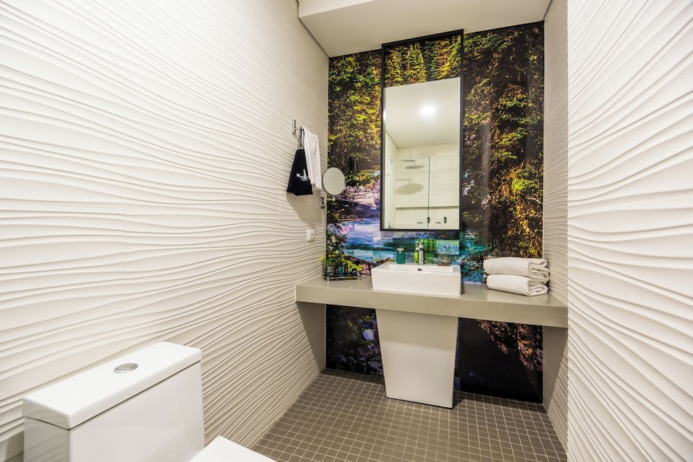 Hotel Black Tower Premium 36/70