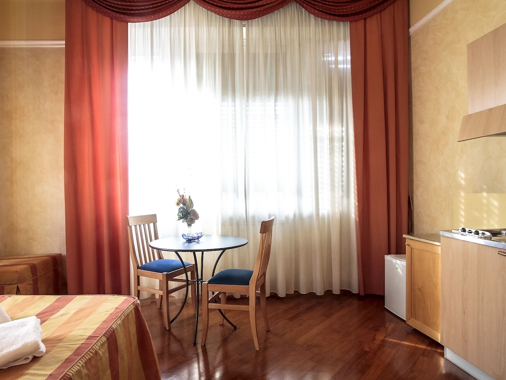 Hotel Soggiorno Athena 54/64