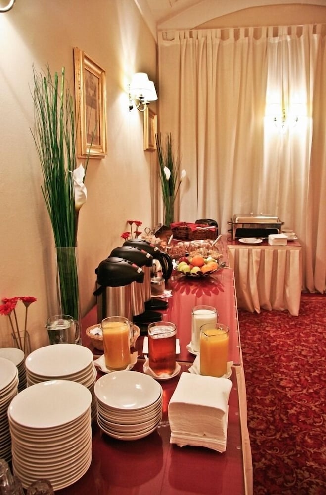 Hotel Angelis 33/39