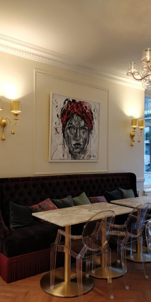 Acanthe Hotel 31/46