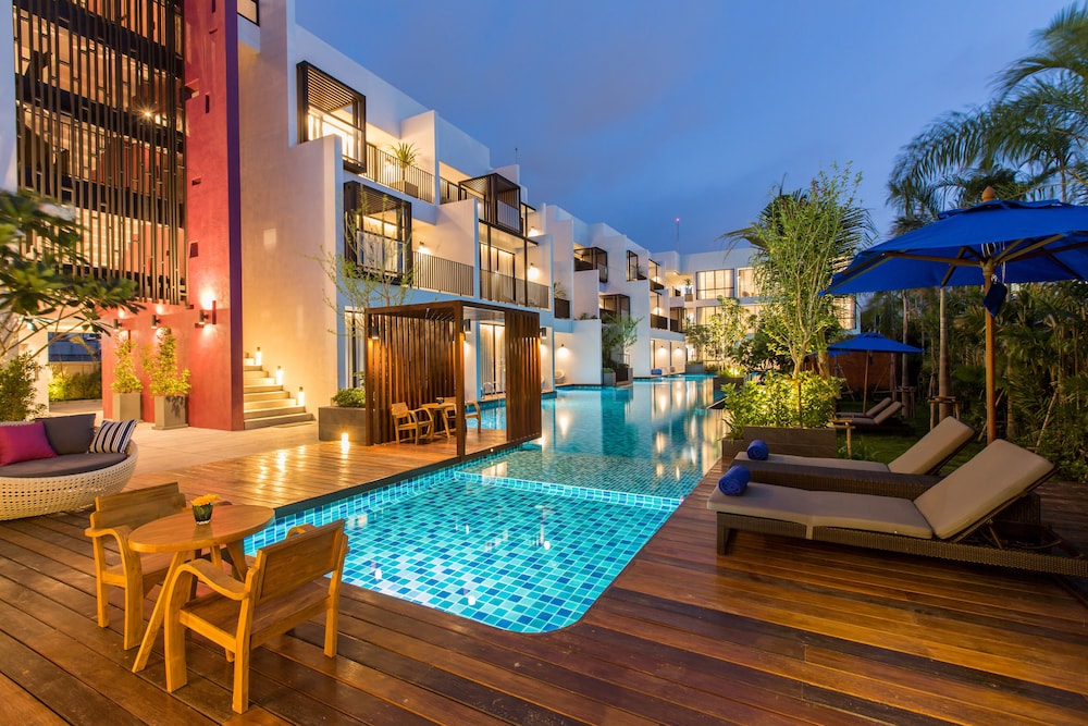 Asira Boutique Huahin Hotel 58/65