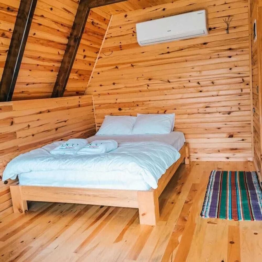 Oce Bungalow 3/48