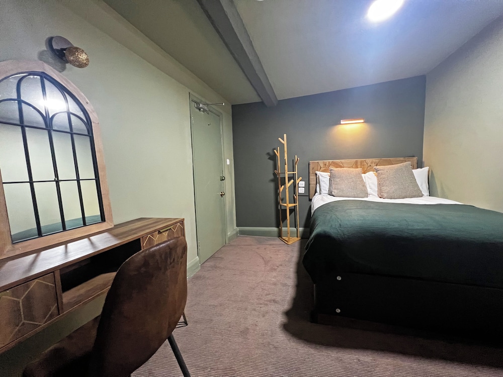 Snug, Single Bed