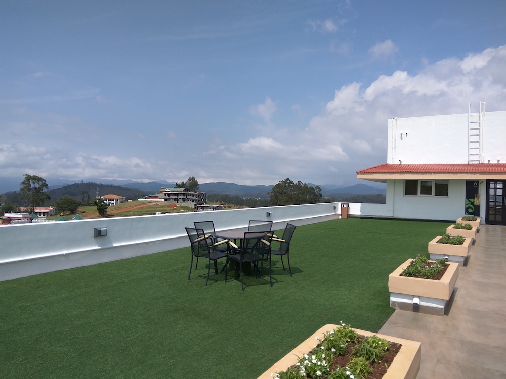 Sterling Ooty Elk Hill 46/50