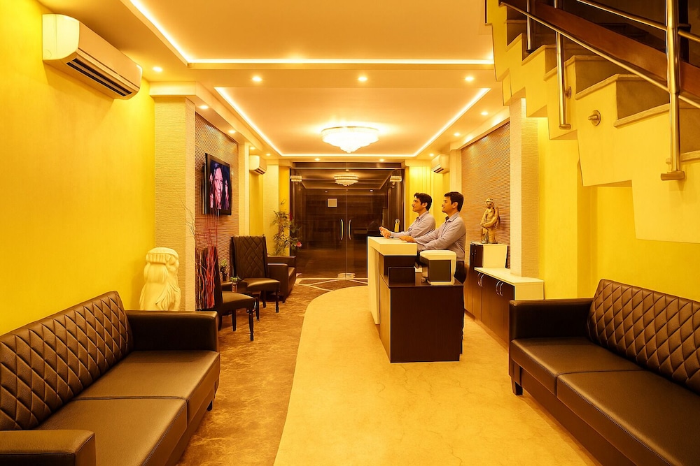 HOTEL TJS ROYALE 25/44