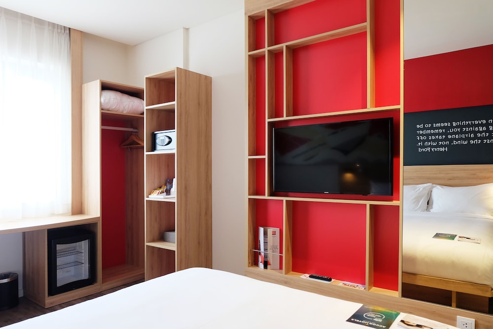 Ibis Saigon Airport 30/73