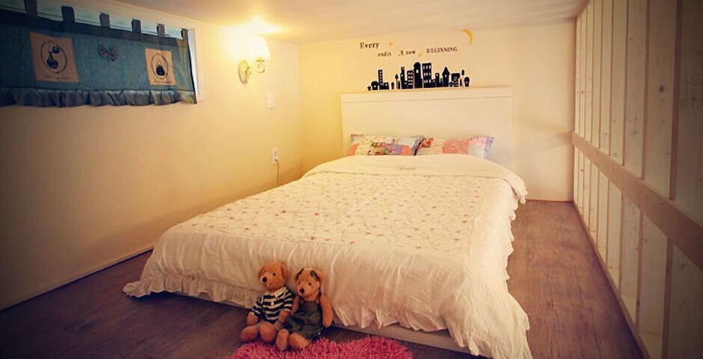 Gangneung Rooftop Moonlight Pension 4/17