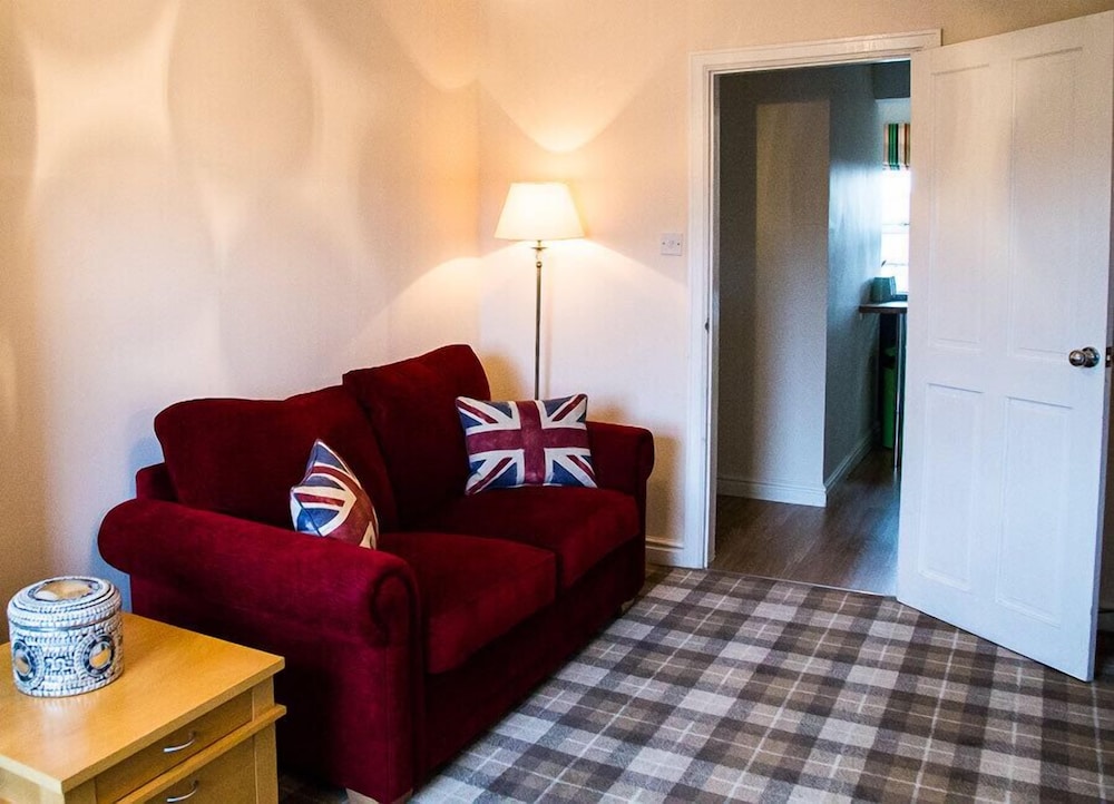 Harrogate Elite Living 32/49