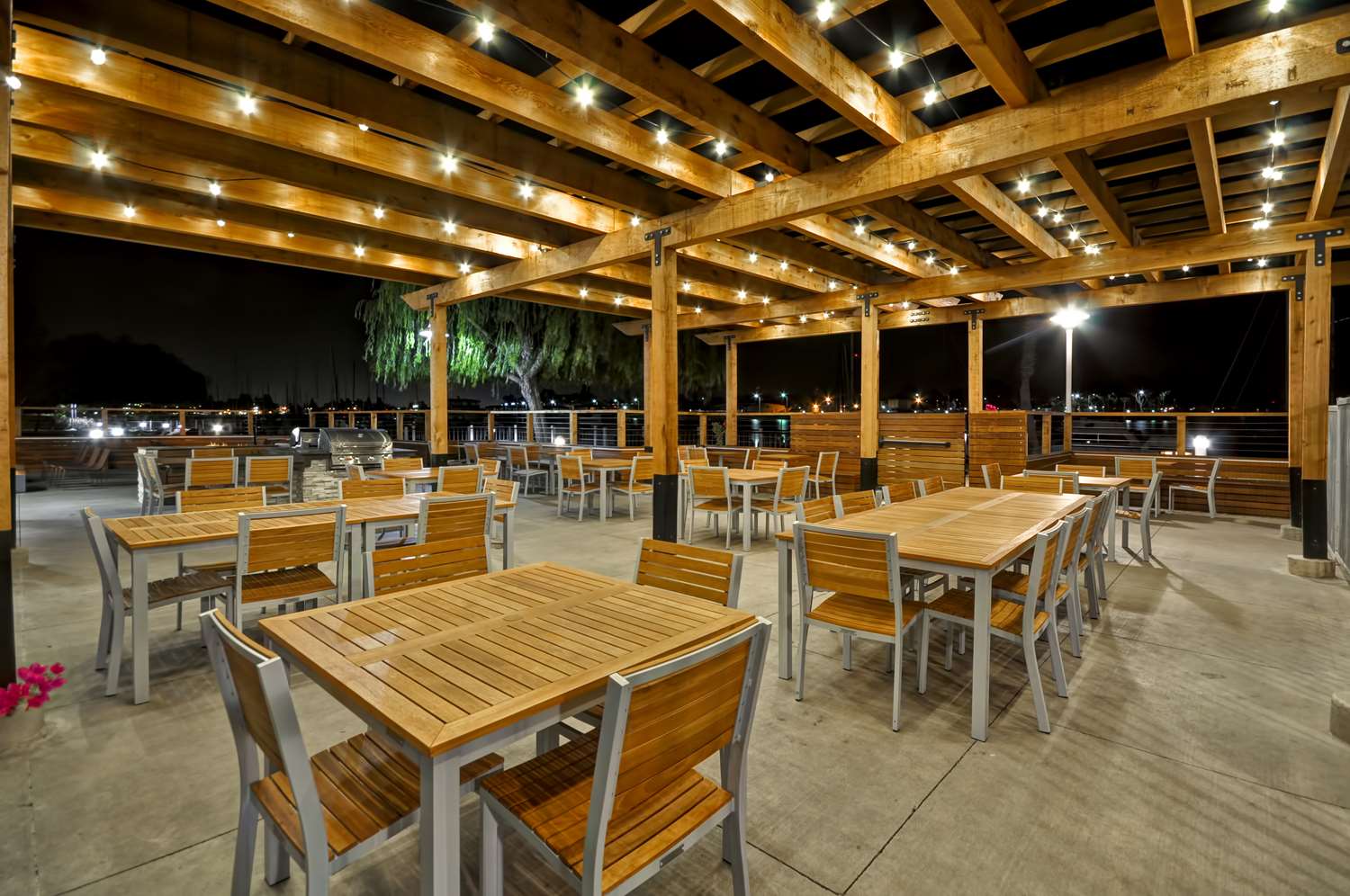 restaurant cafeteria