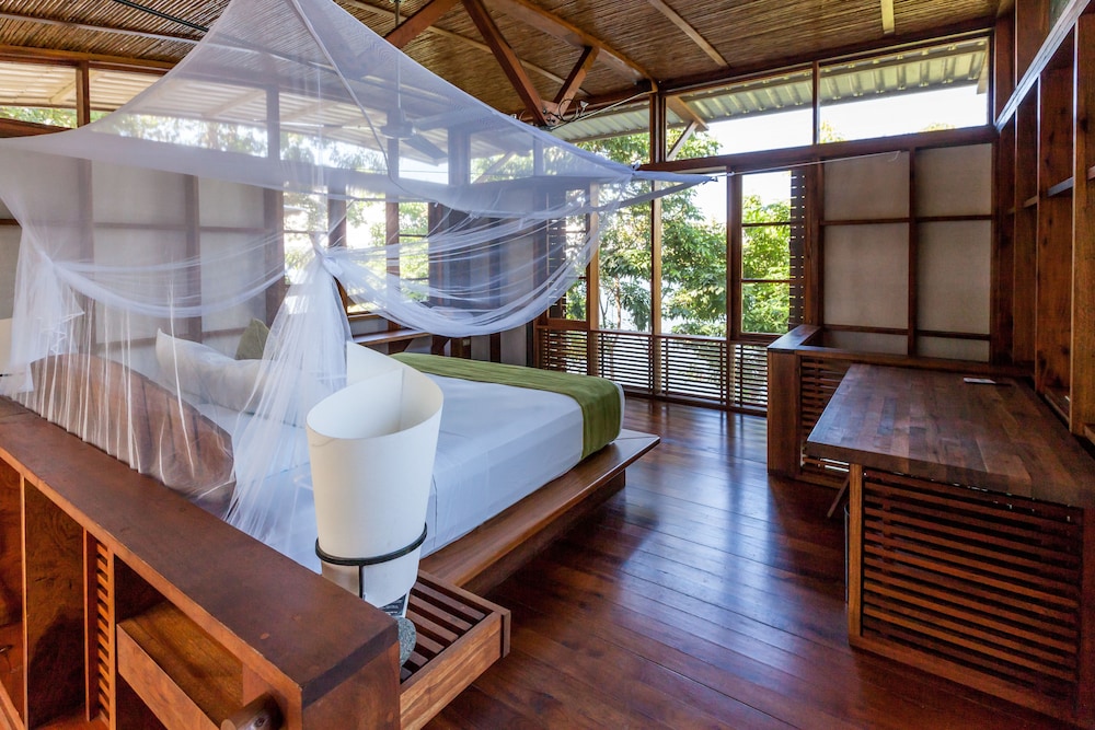 Jicaro Island Ecolodge 18/44