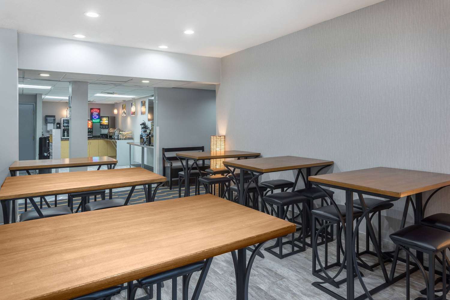 Microtel Inn Suites By Wyndham Stockbridge Atlanta I 75 40/58