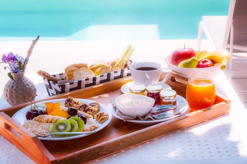 Epavli Boutique Hotel 43/65