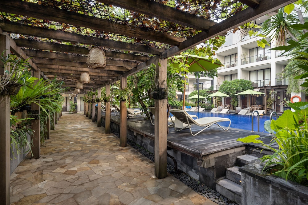 Taksu Sanur Hotel 14/76