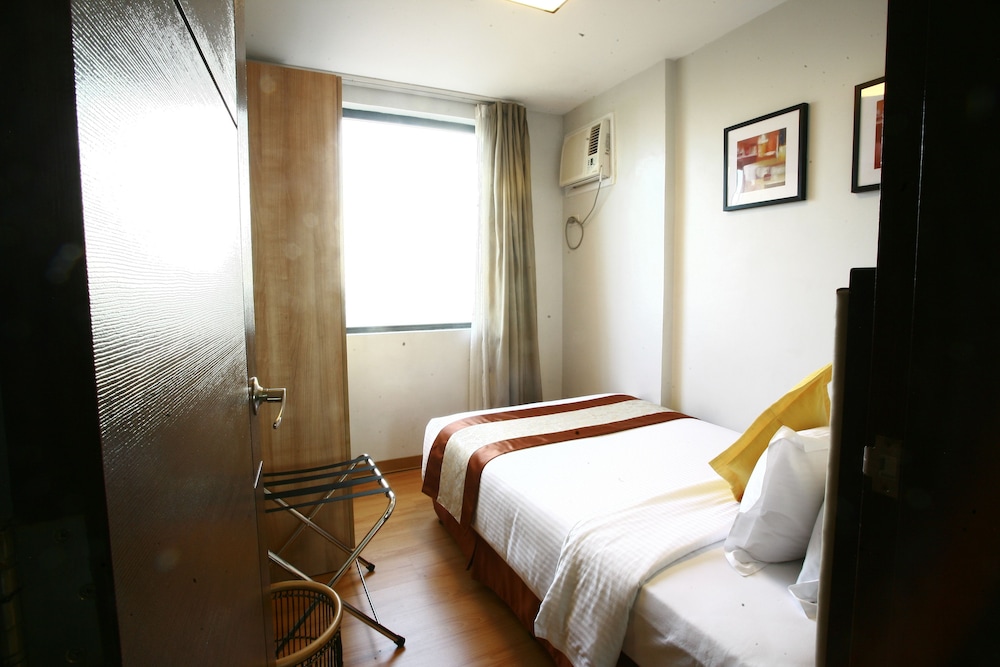Ace Hotel And Suites