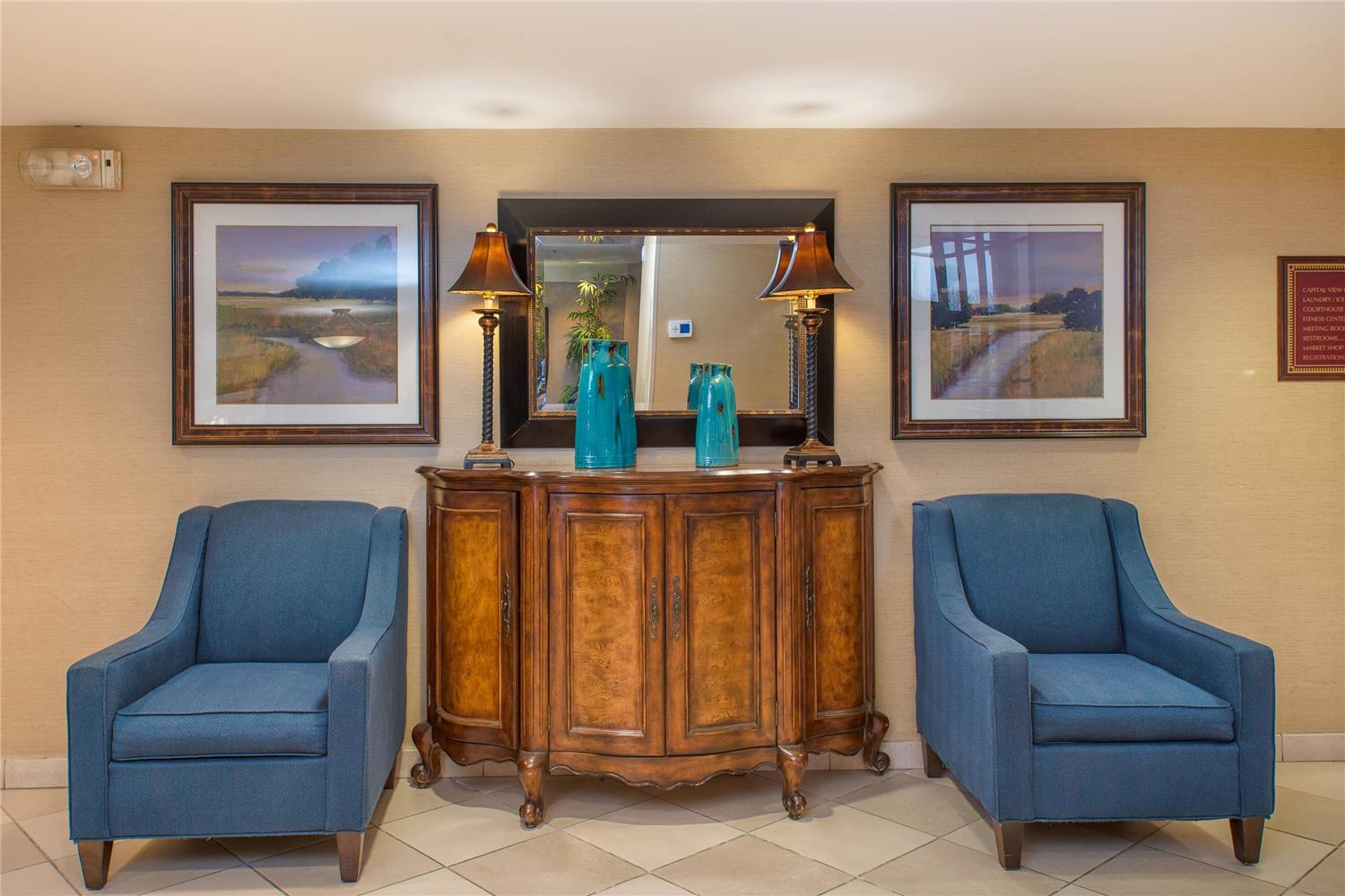 Clarion Collection Hotel Arlington Court Suites 3/28