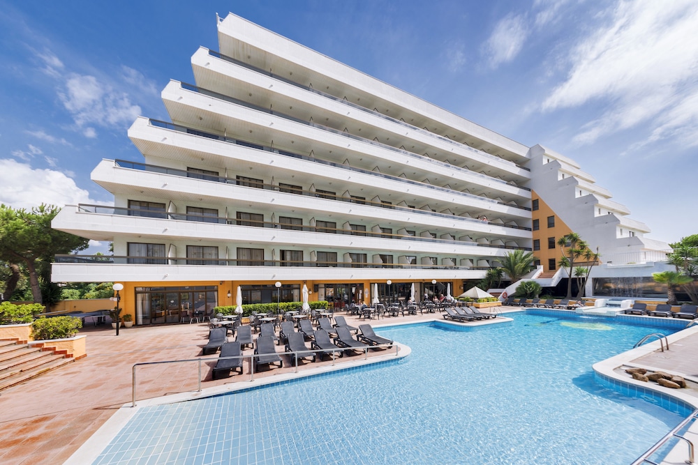 Tropic Park Hotel in MALGRAT DE MAR