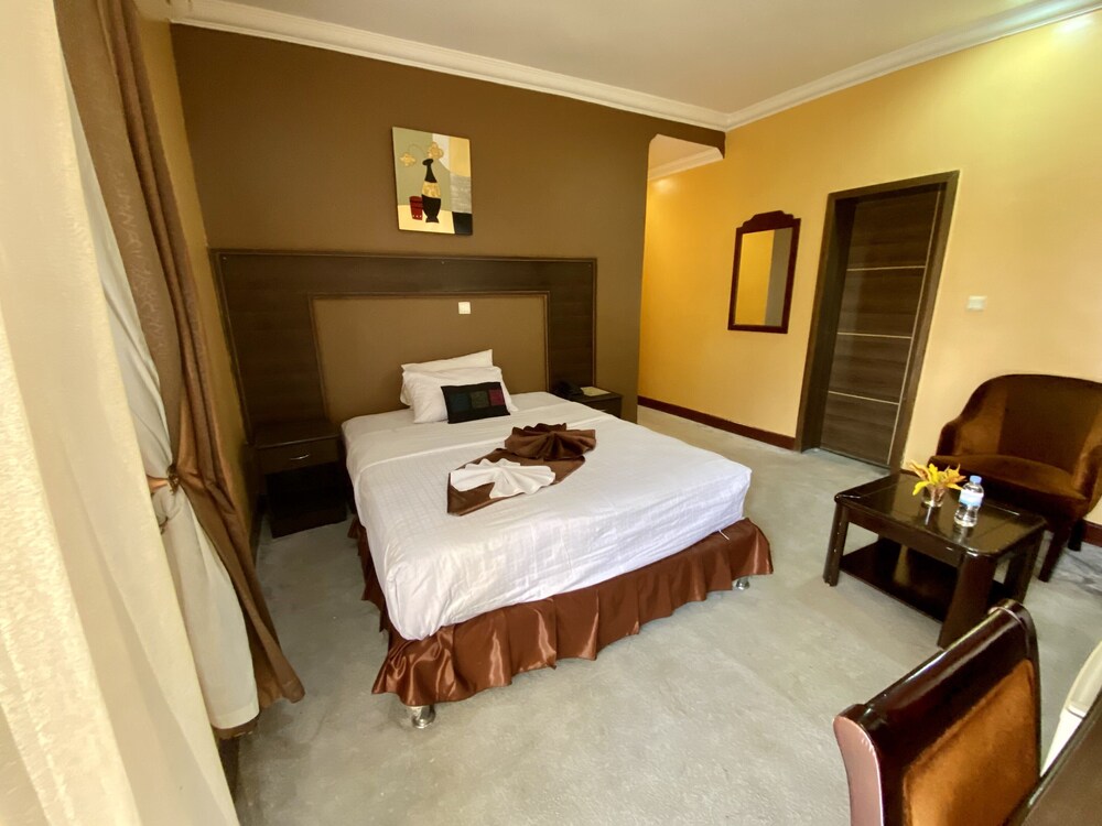 The Country Inn Hotel 14/50