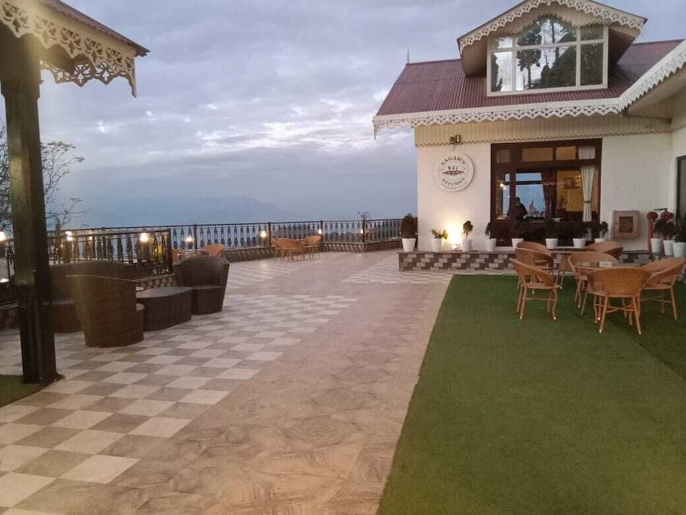 Istana Resort and Spa 47/50
