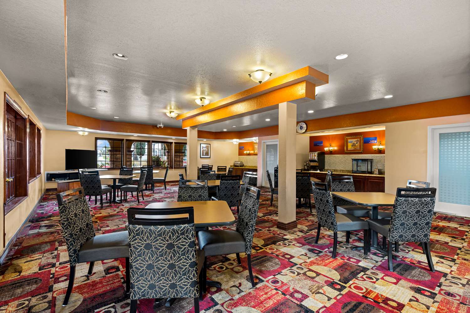 Best Western Moreno Hotel & Suites 18/25