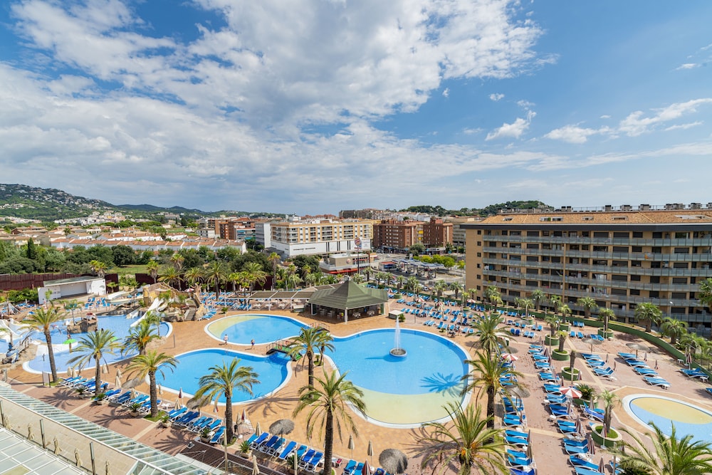 Costa Encantada Suites and Resort 3/75