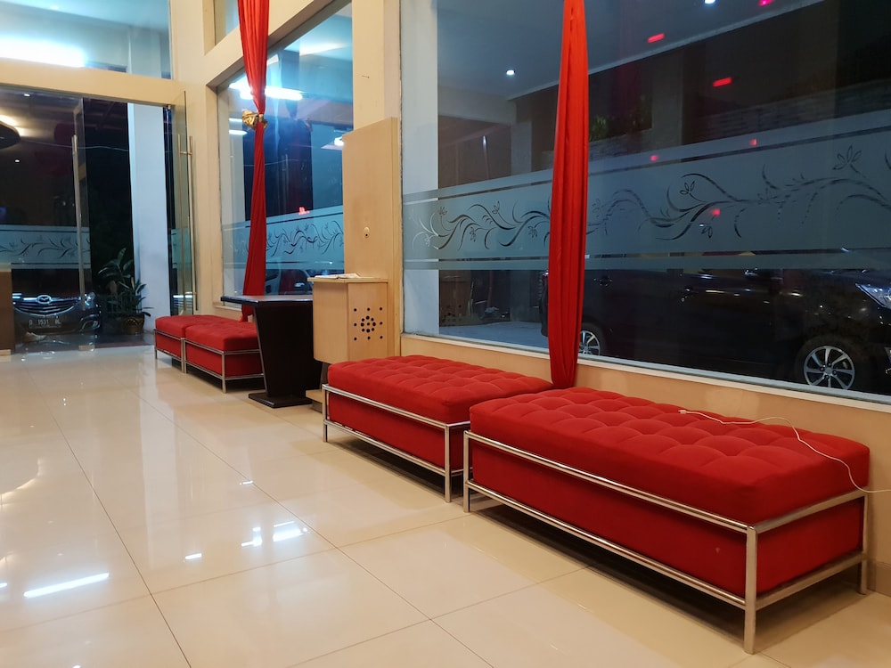 Scarlet Kebon Kawung Hotel 4/71