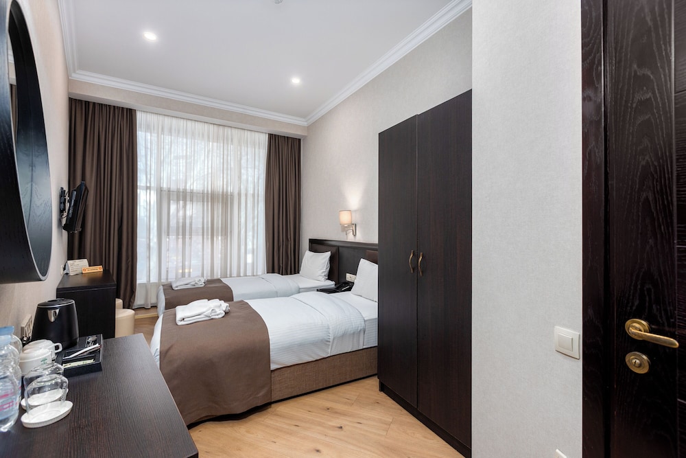 HOTEL KALASI 20/28