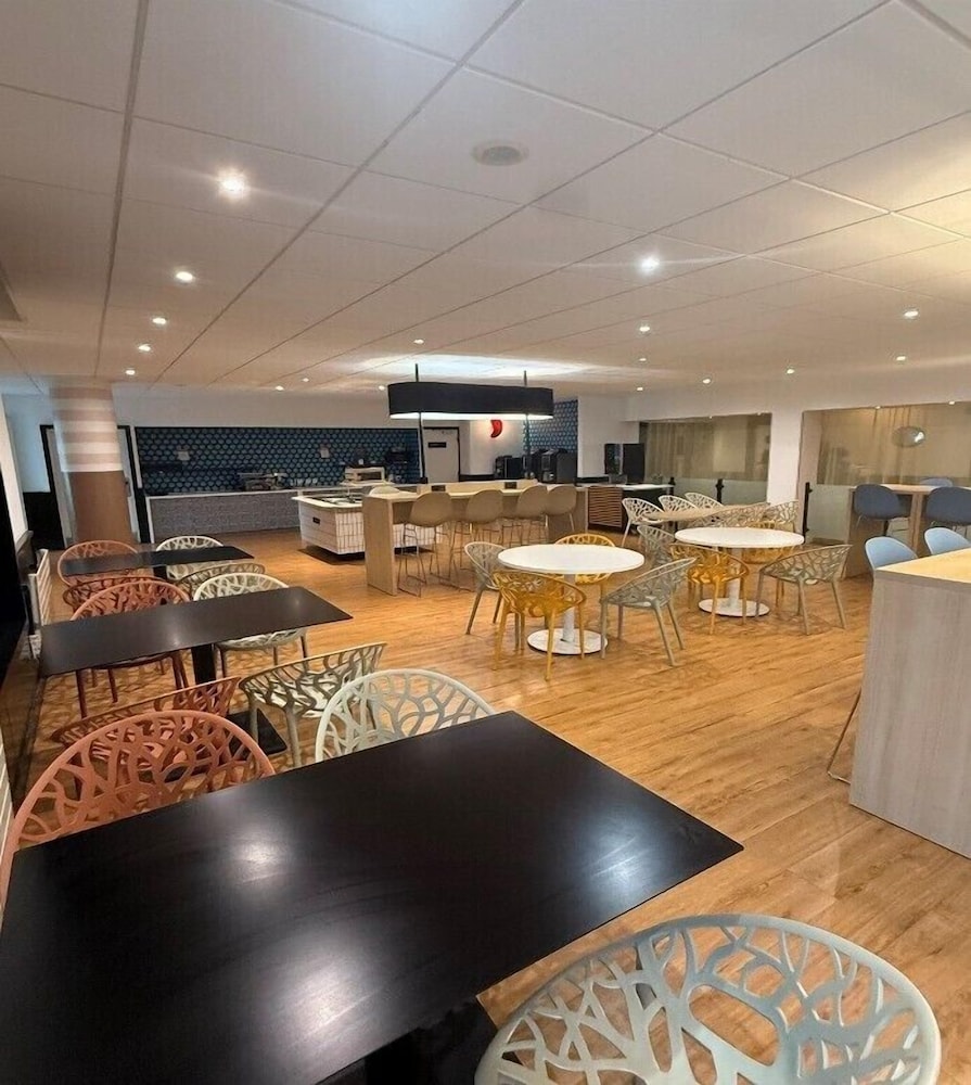Aparthotel Adagio Val d'Europe near Disneyland Paris 10/70