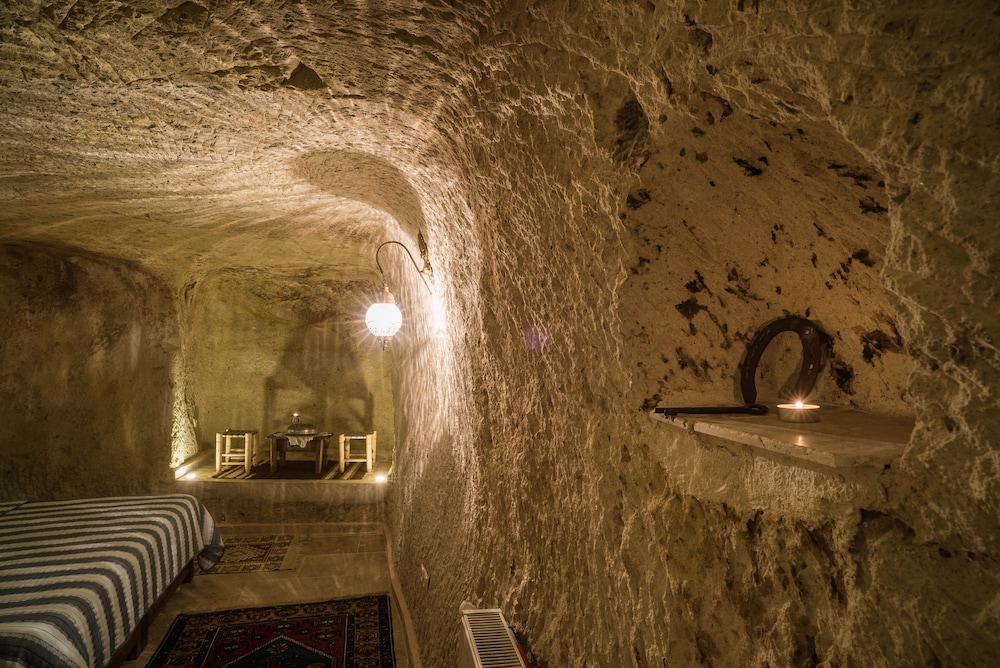 Atillas Cave Hotel 45/50