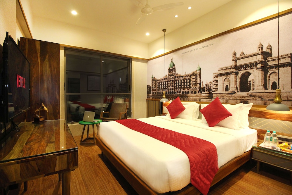 Theory9 Premium Serviced Apartments Khar 11/50