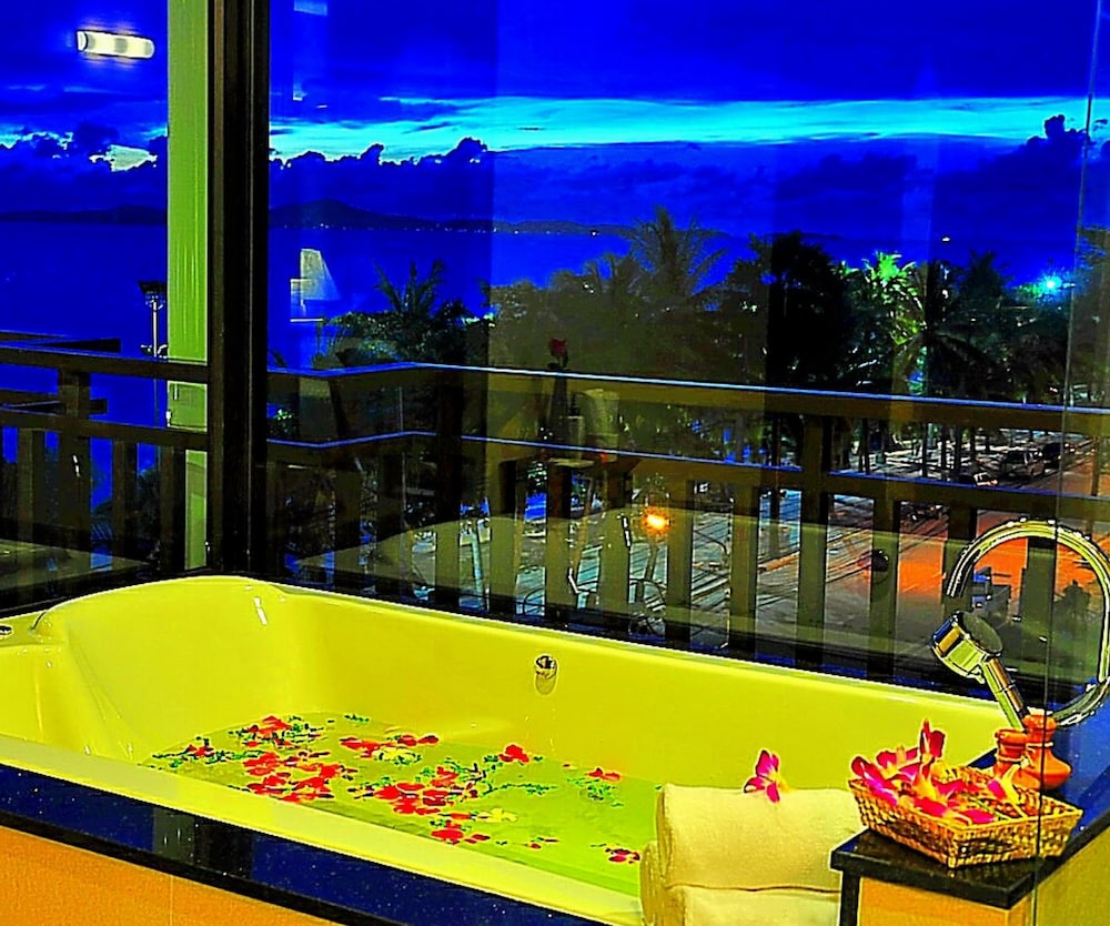 Royal Thai Pavilion Jomtien Boutique Resort 72/78