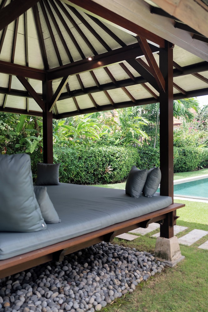 Villa Senara 25/50