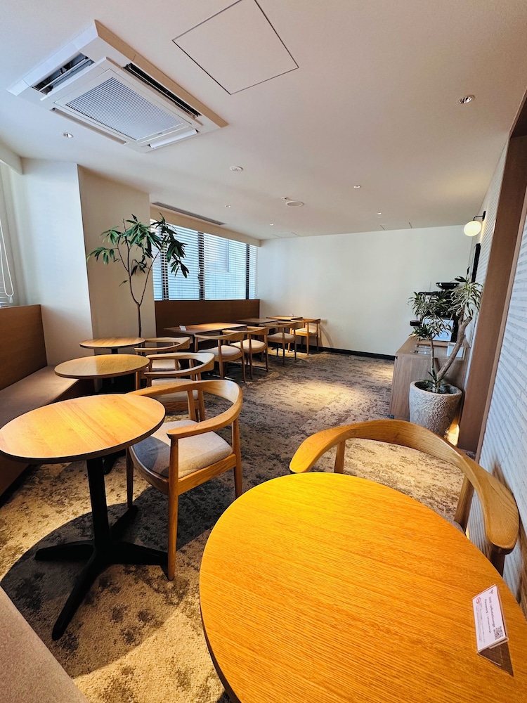 LOF Hotel Shimbashi 25/36