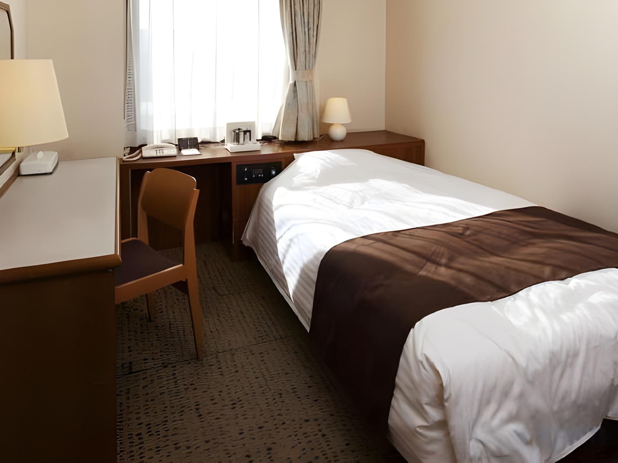 Semi Room, Select, Economy, with View