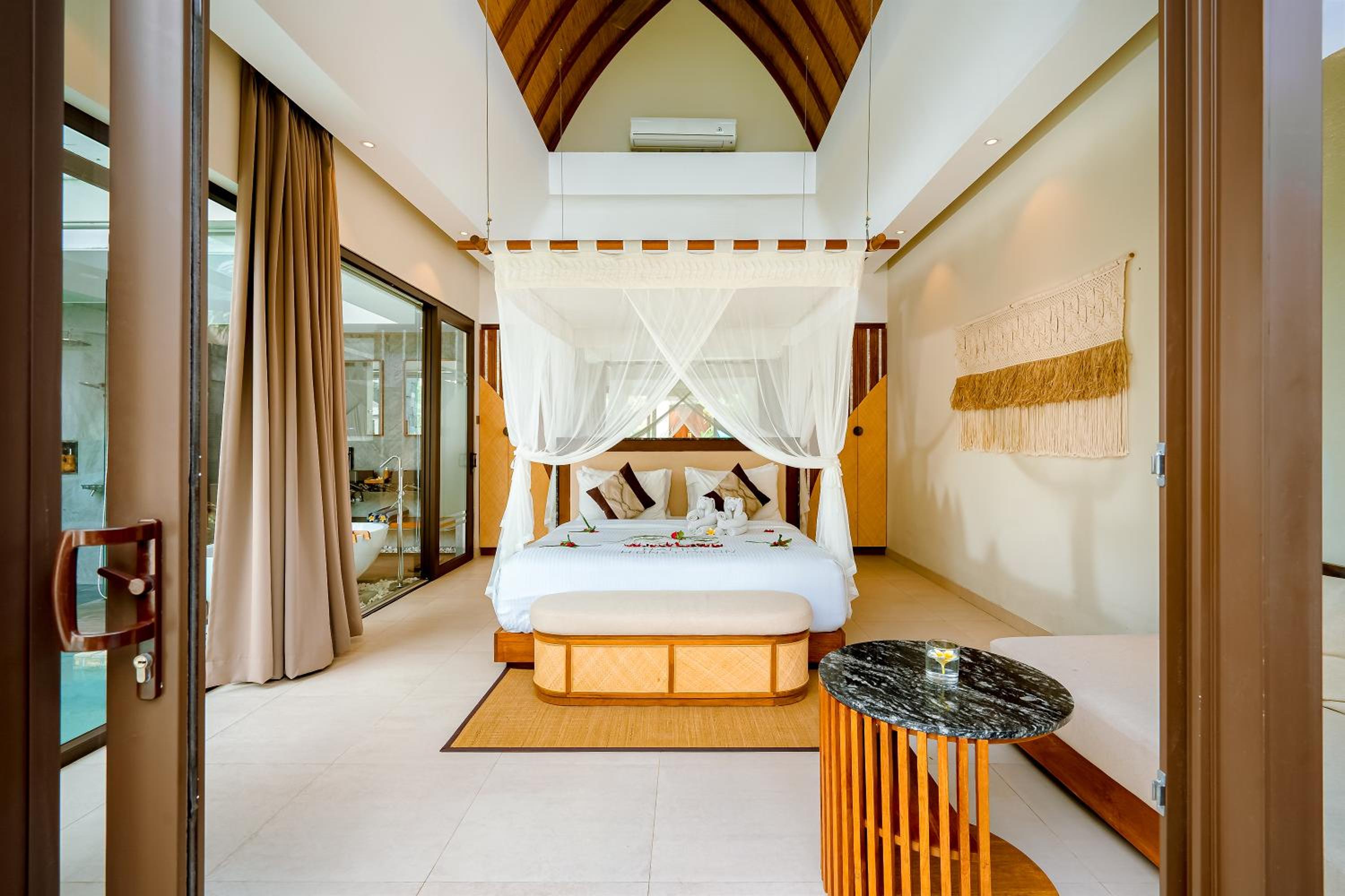 1 Bedroom, Pool, Deluxe, Villa, King Bed