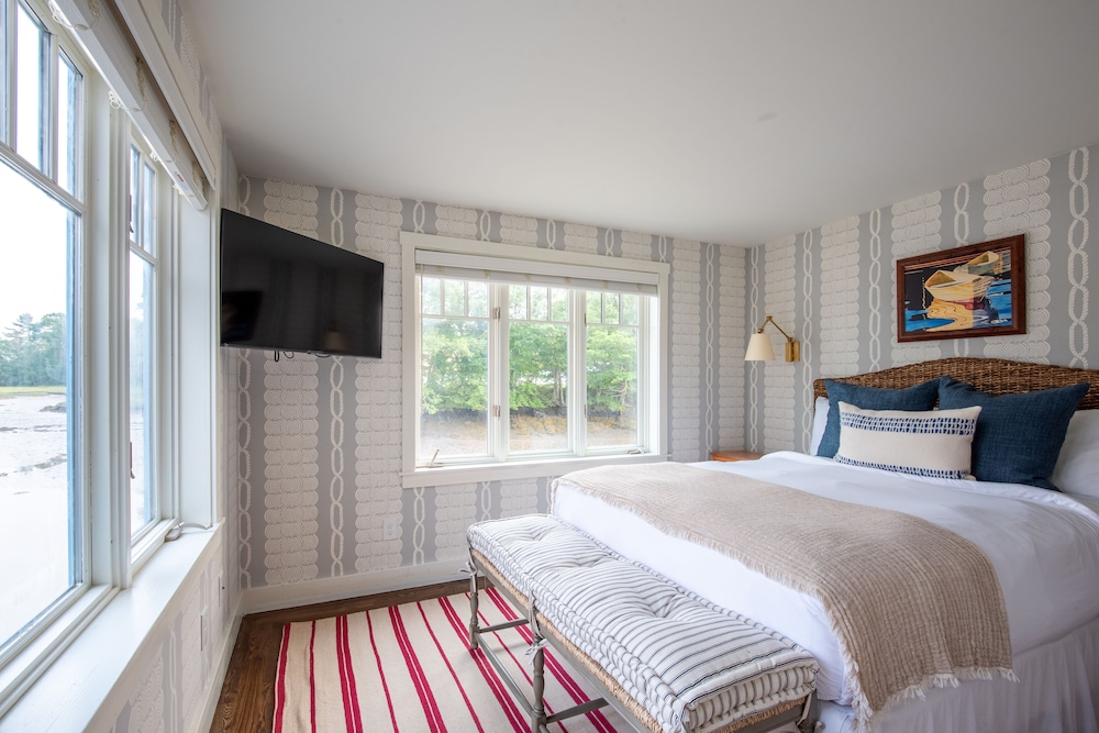 Loon, Cottage, 2 Queen Beds, Sofa