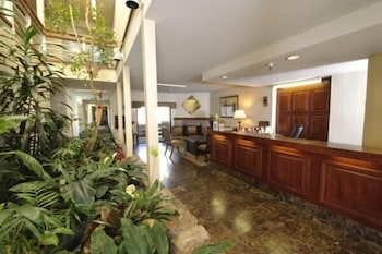 Monarch Resort 6/41