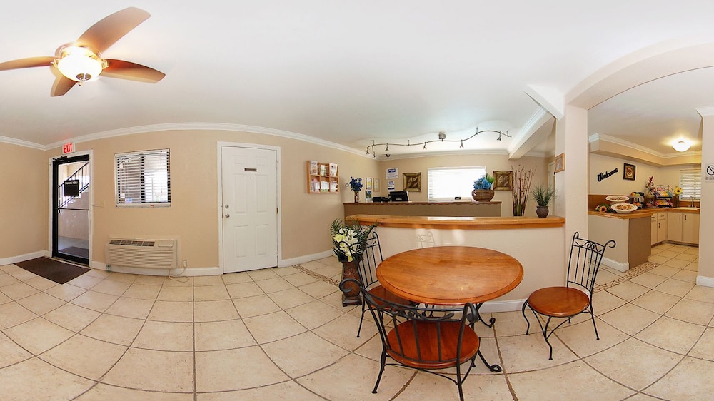 Rodeway Inn Apopka 41/46