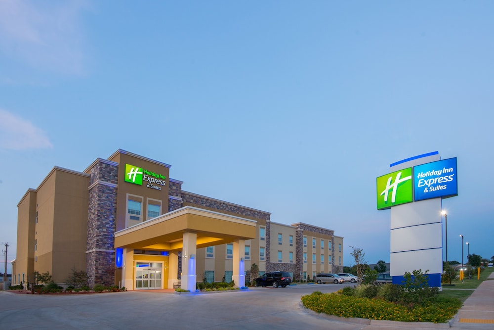 Holiday Inn Express Suites Stillwater University Area 1/49