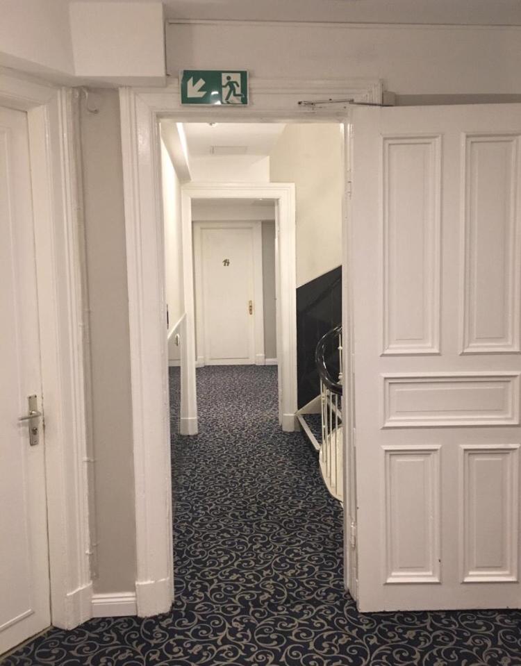 City Hotel - HEEFA OHG 21/21
