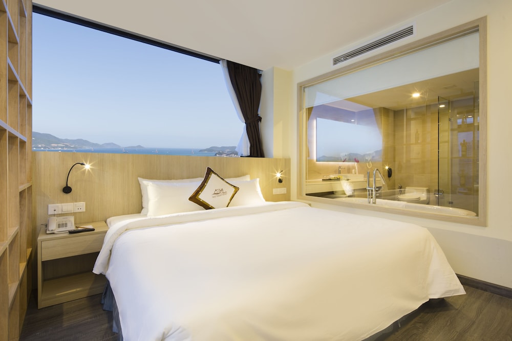 Stella Maris Nha Trang Hotel 6/82