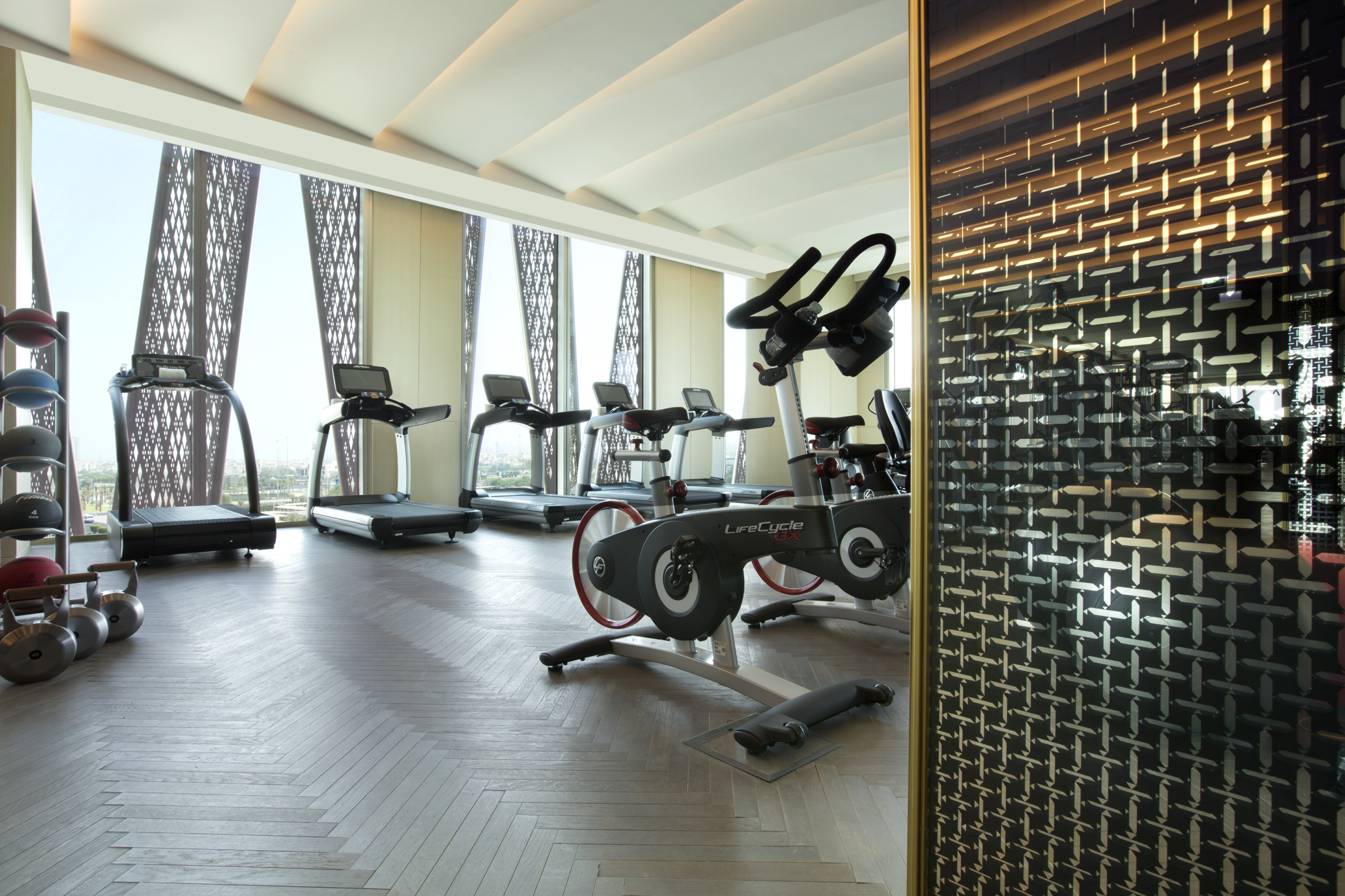 Four Seasons Hotel Kuwait at Burj Alshaya 41/78