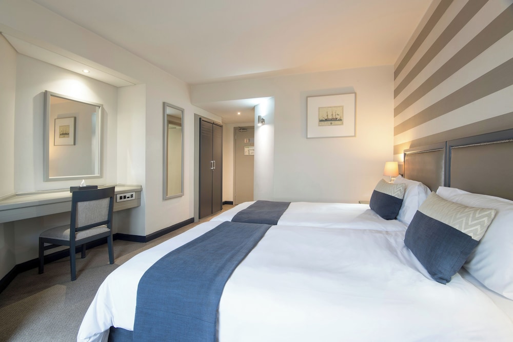 Standard Twin Beds