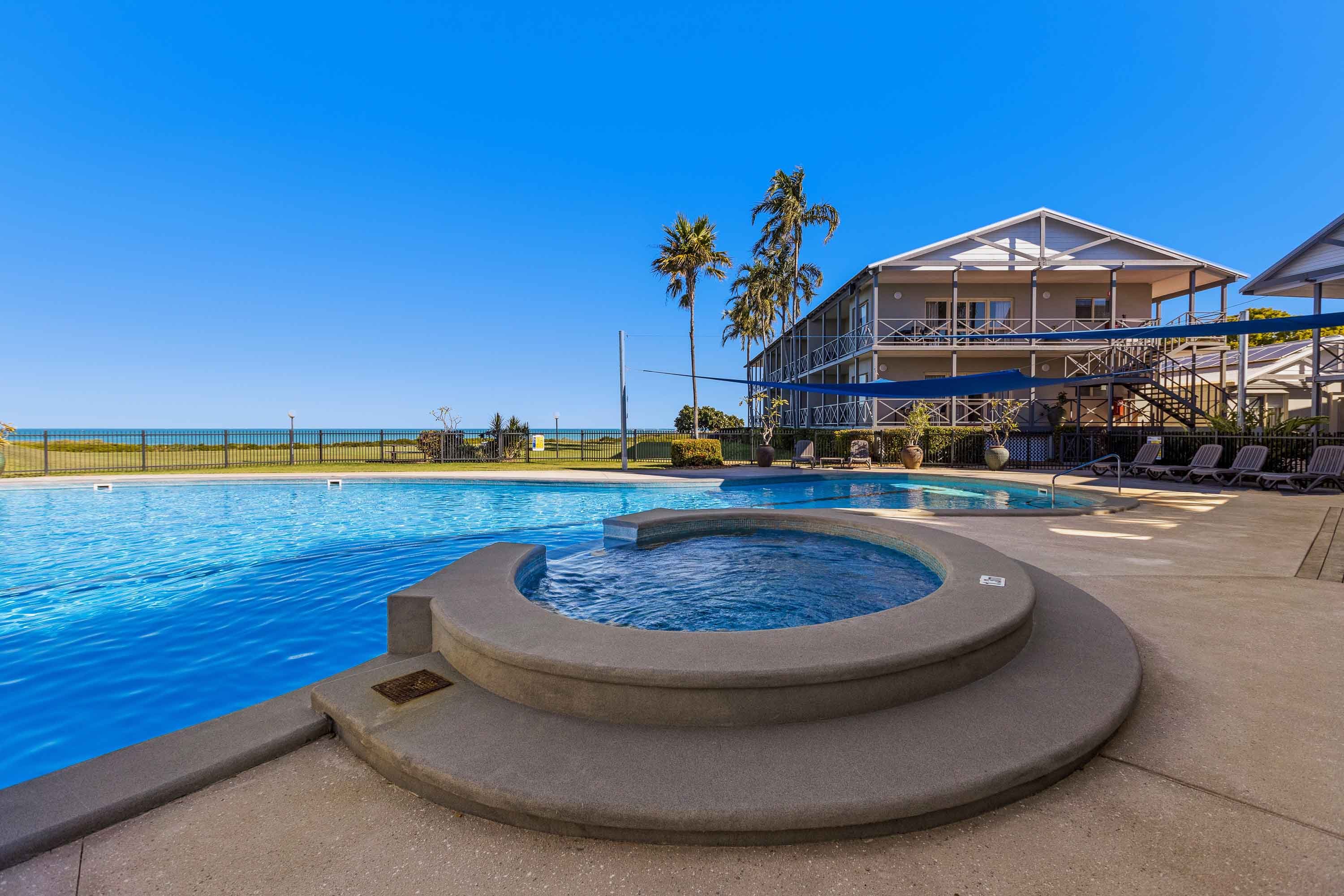 Moonlight Bay Suites 39/41